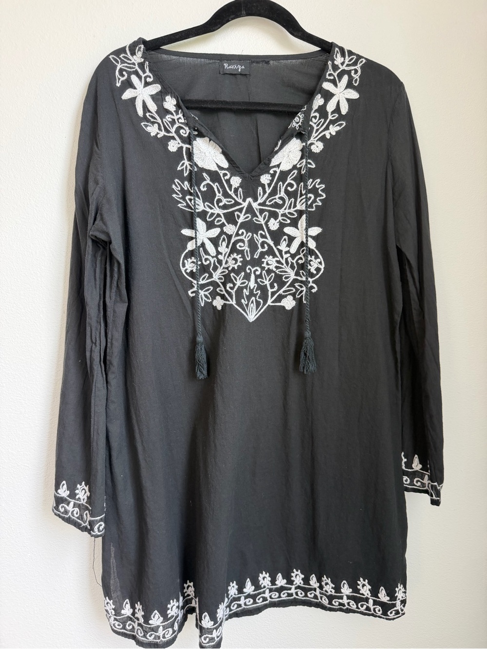 Raviya Black Tunic with White Floral Embroidered Yoke